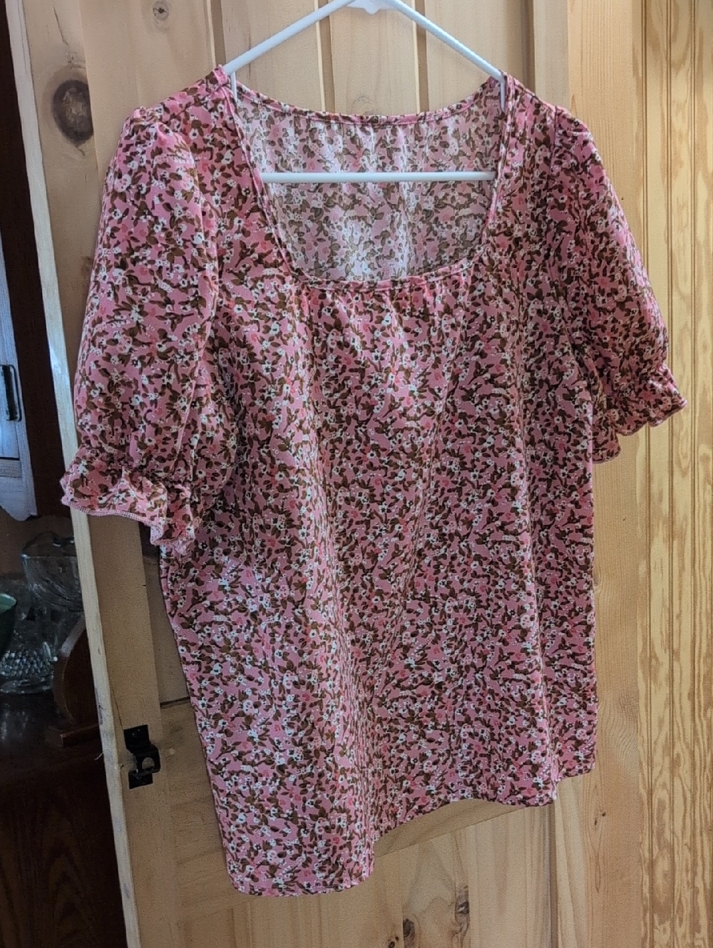 SHEIN Pink Floral Scoop-Neck Ruffle Sleeve Blouse